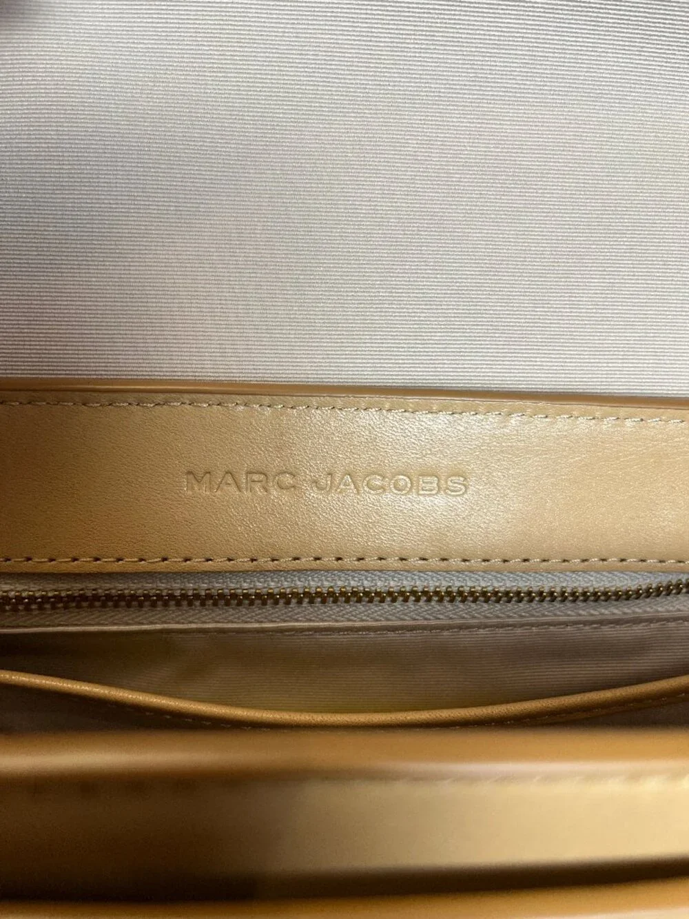 Marc Jacobs Saddle Bag Sz Medium - Leather - Authentic - Picture 7 of 17